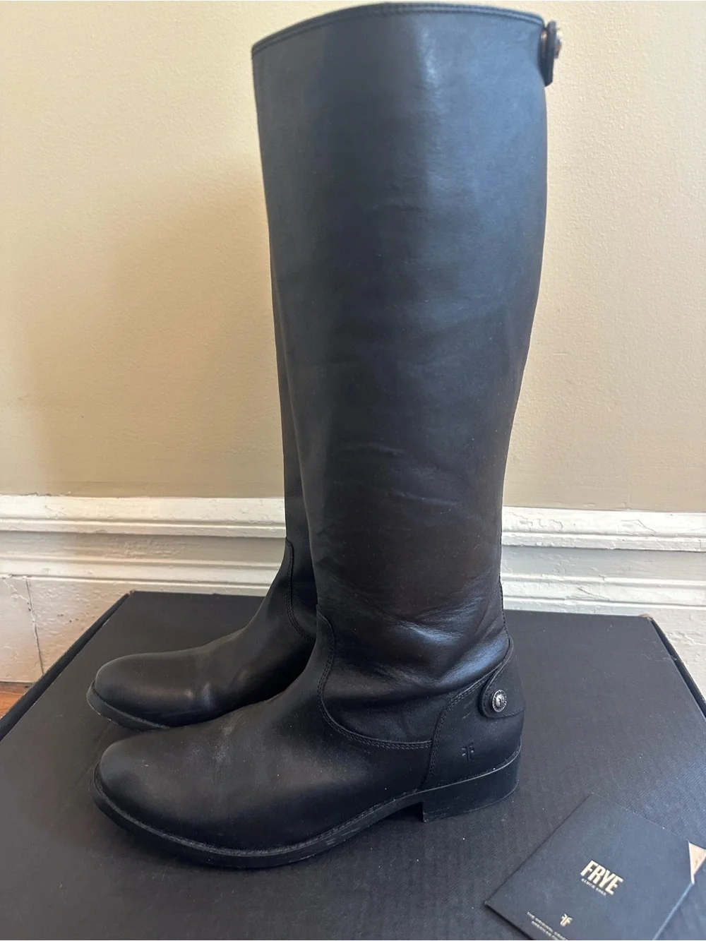 Frye Boot Melissa Black Leather Knee Boot Classic Riding Style Size 8 Like New